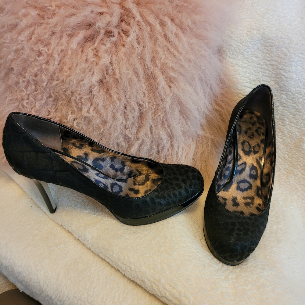 Talbots Black Leopard Pumps
